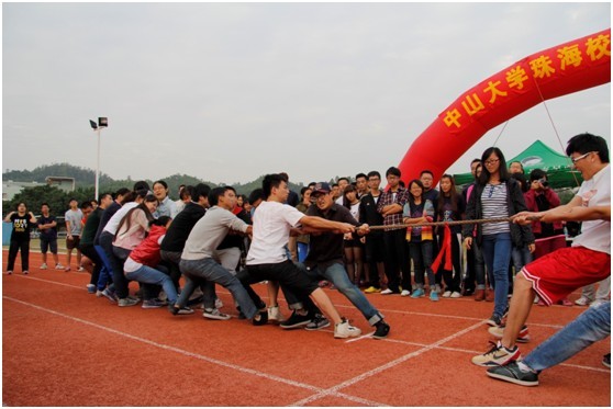 人文赛场 青春飞扬 ——人文学院运动会顺利举行