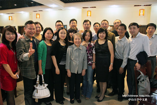 匆匆年华 涓涓深情——中文系81级和87级校友回校参加值年校友活动小记