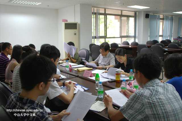 2008级本科毕业论文答辩会顺利完成